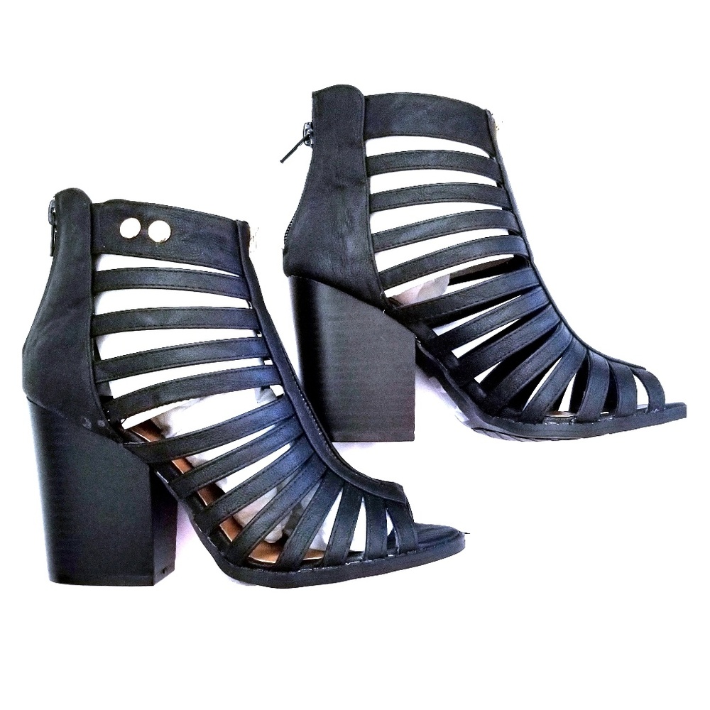 Le Chateau gladiator heels